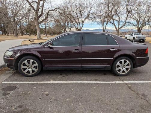Photo 4 of 29 of 2004 Volkswagen Phaeton V8