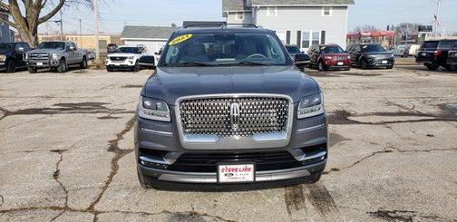 Photo 2 of 25 of 2021 Lincoln Navigator L Reserve