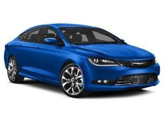 Photo 1 of 1 of 2015 Chrysler 200 S