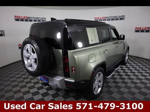 Photo 3 of 30 of 2020 Land Rover Defender 110 First Edition