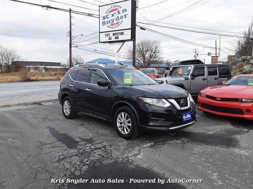 Photo 1 of 16 of 2018 Nissan Rogue