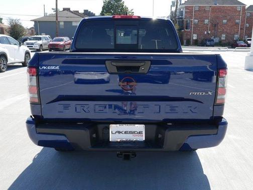 Photo 5 of 31 of 2022 Nissan Frontier PRO-X