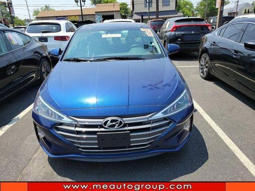 Photo 2 of 3 of 2020 Hyundai Elantra Value Edition