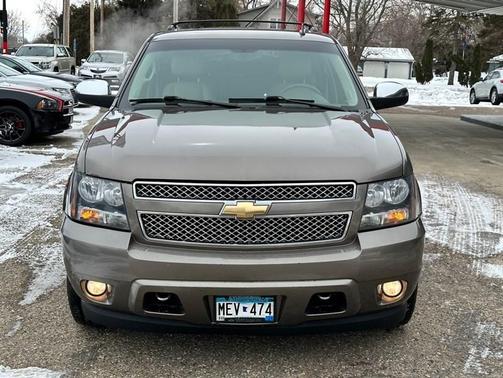 Photo 5 of 31 of 2011 Chevrolet Suburban 1500 LTZ