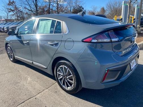 Photo 3 of 54 of 2020 Hyundai IONIQ EV Limited