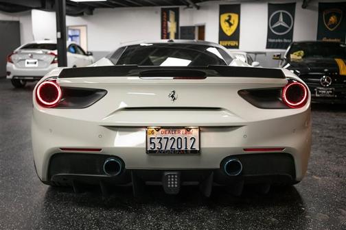 Photo 5 of 31 of 2018 Ferrari 488 GTB Base