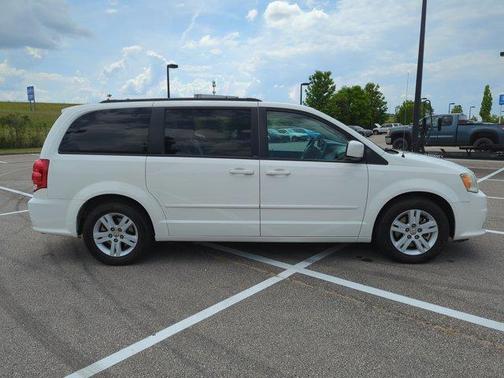 Photo 5 of 21 of 2012 Dodge Grand Caravan SXT
