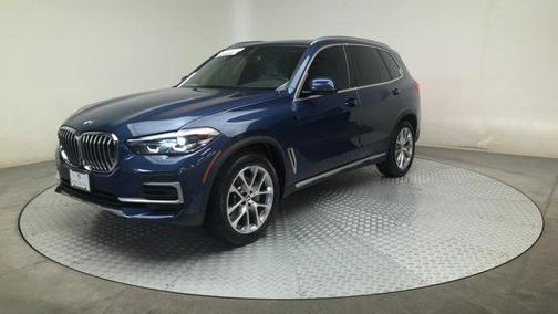 Photo 4 of 27 of 2023 BMW X5 xDrive40i