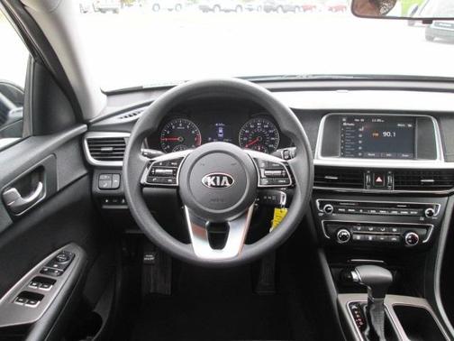 Photo 3 of 25 of 2020 Kia Optima LX