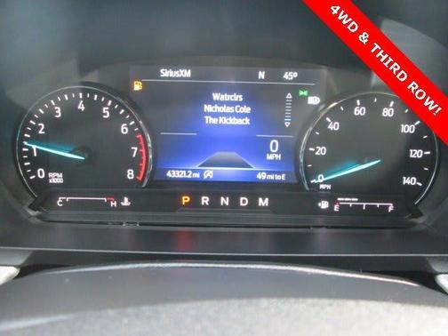 Photo 3 of 26 of 2020 Ford Explorer XLT