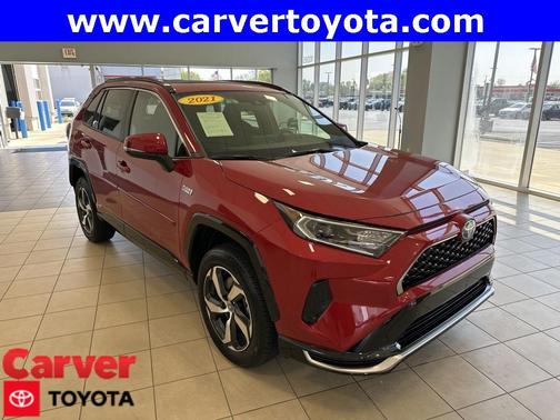 Photo 4 of 30 of 2021 Toyota RAV4 Prime SE