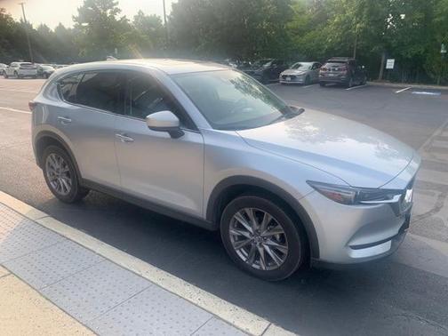 Photo 4 of 5 of 2020 Mazda CX-5 Grand Touring