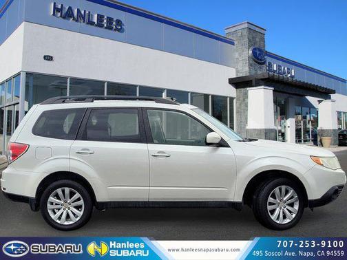 Photo 4 of 30 of 2012 Subaru Forester 2.5X