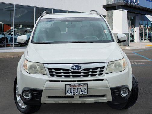 Photo 2 of 30 of 2012 Subaru Forester 2.5X