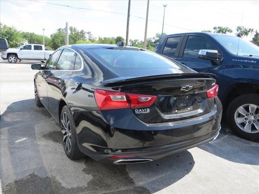 Photo 3 of 5 of 2020 Chevrolet Malibu RS
