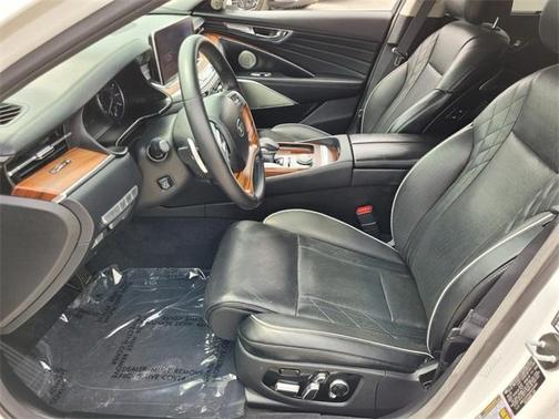 Photo 4 of 34 of 2019 Kia K900 Luxury