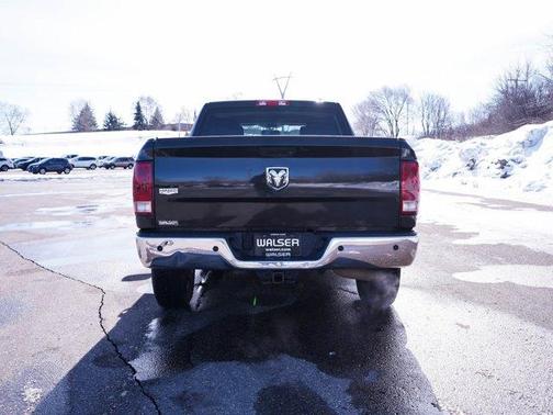 Photo 4 of 27 of 2011 Dodge Ram 3500 Laramie