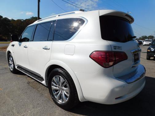 Photo 3 of 18 of 2016 INFINITI QX80 Base