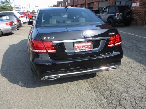 Photo 3 of 25 of 2014 Mercedes-Benz E-Class E 350 Sport