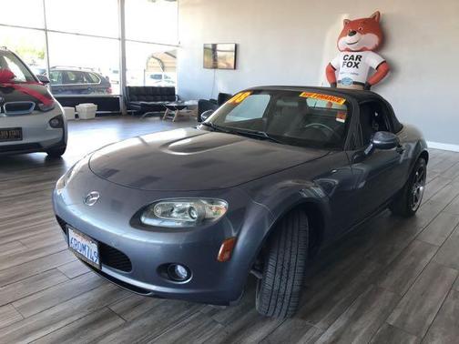 Photo 3 of 17 of 2008 Mazda MX-5 Miata Touring