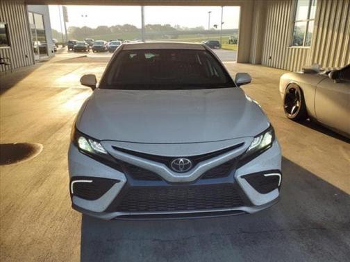Photo 2 of 19 of 2022 Toyota Camry XSE