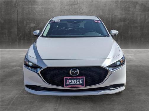Photo 2 of 24 of 2022 Mazda Mazda3 2.5S FWD