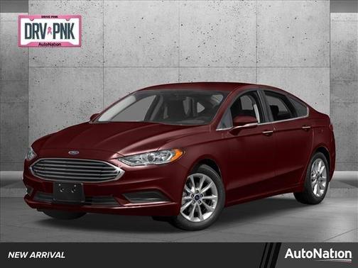 Photo 1 of 2 of 2017 Ford Fusion SE