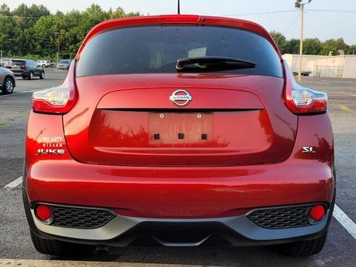 Photo 4 of 8 of 2017 Nissan Juke SL