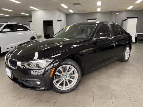Photo 1 of 36 of 2018 BMW 320 i xDrive