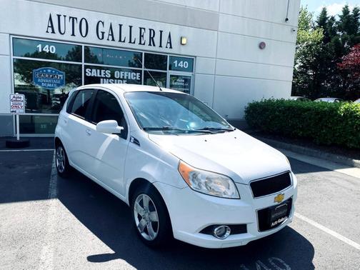 Photo 4 of 27 of 2011 Chevrolet Aveo 5 LT