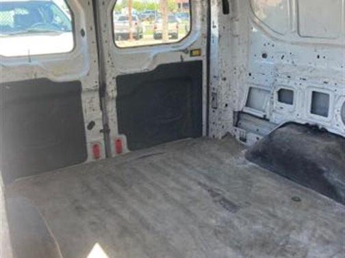 Photo 5 of 15 of 2015 Ford Transit-150 Base