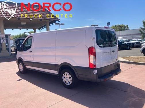 Photo 2 of 15 of 2015 Ford Transit-150 Base