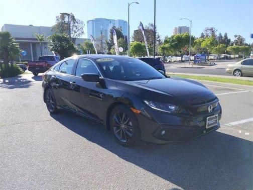 Photo 4 of 25 of 2020 Honda Civic Sport