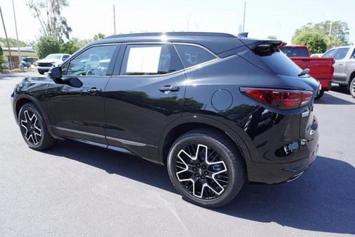 Photo 4 of 29 of 2023 Chevrolet Blazer RS