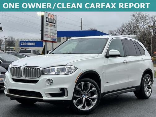Photo 3 of 26 of 2017 BMW X5 xDrive35i