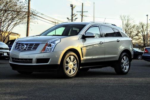 Photo 3 of 52 of 2016 Cadillac SRX Luxury Collection