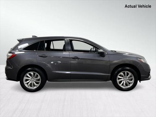 Photo 5 of 32 of 2017 Acura RDX AcuraWatch Plus Package