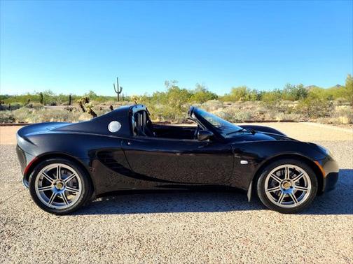 Photo 3 of 58 of 2005 Lotus Elise 2dr Convertible