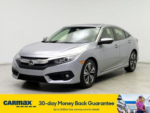 Photo 5 of 30 of 2018 Honda Civic EX-T