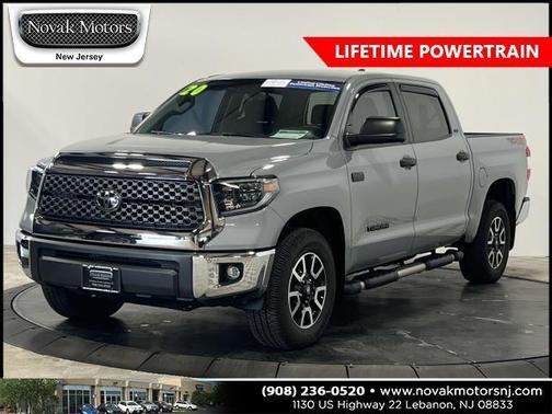 Photo 2 of 36 of 2020 Toyota Tundra SR5