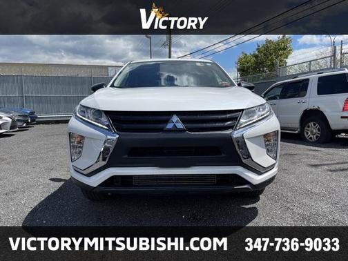 Photo 3 of 45 of 2019 Mitsubishi Eclipse Cross LE