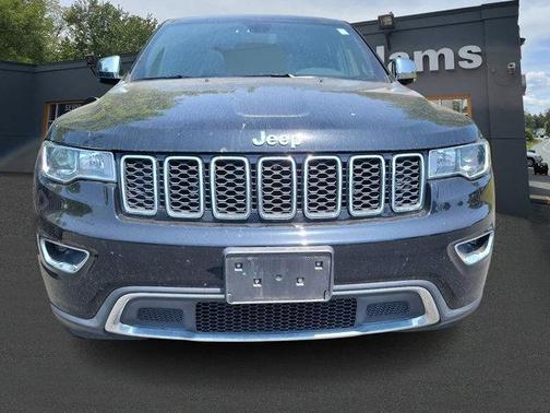 Photo 2 of 4 of 2020 Jeep Grand Cherokee Limited