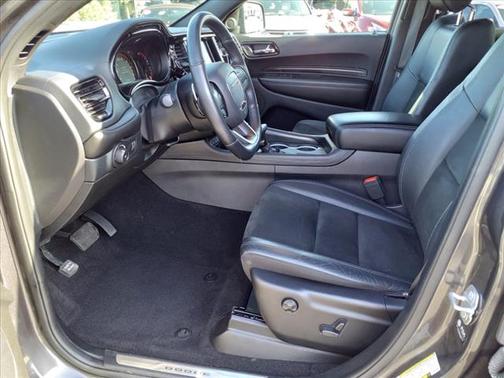 Photo 5 of 24 of 2021 Dodge Durango GT