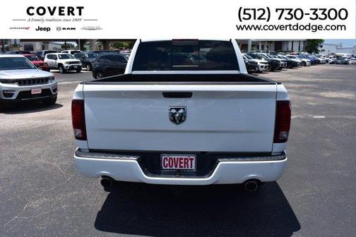 Photo 4 of 26 of 2014 RAM 1500 Sport