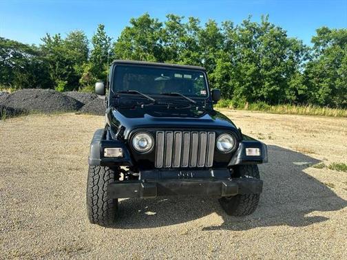 Photo 2 of 22 of 2004 Jeep Wrangler X