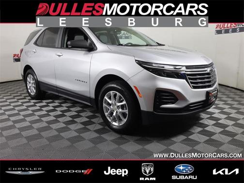 Photo 1 of 25 of 2022 Chevrolet Equinox LS