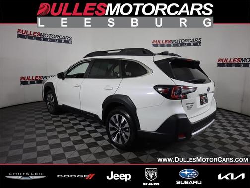 Photo 5 of 28 of 2023 Subaru Outback Limited
