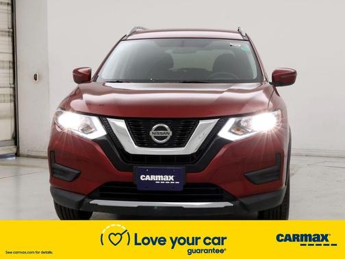 Photo 5 of 25 of 2018 Nissan Rogue SV