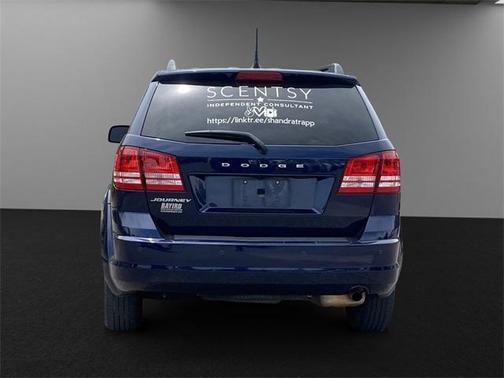 Photo 4 of 14 of 2020 Dodge Journey SE Value