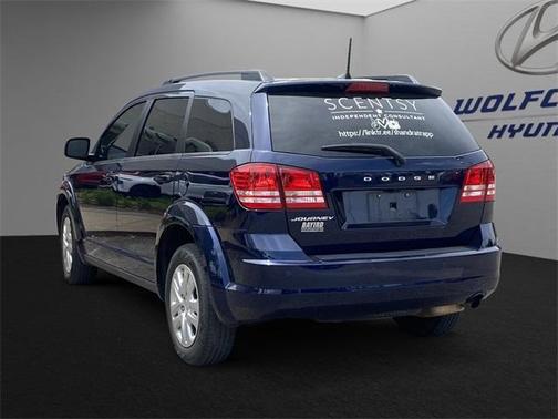 Photo 3 of 14 of 2020 Dodge Journey SE Value